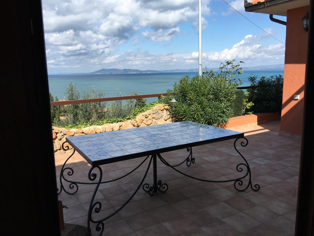 Casa Azzurra Lägenhet Porto Santo Stefano  Exteriör bild