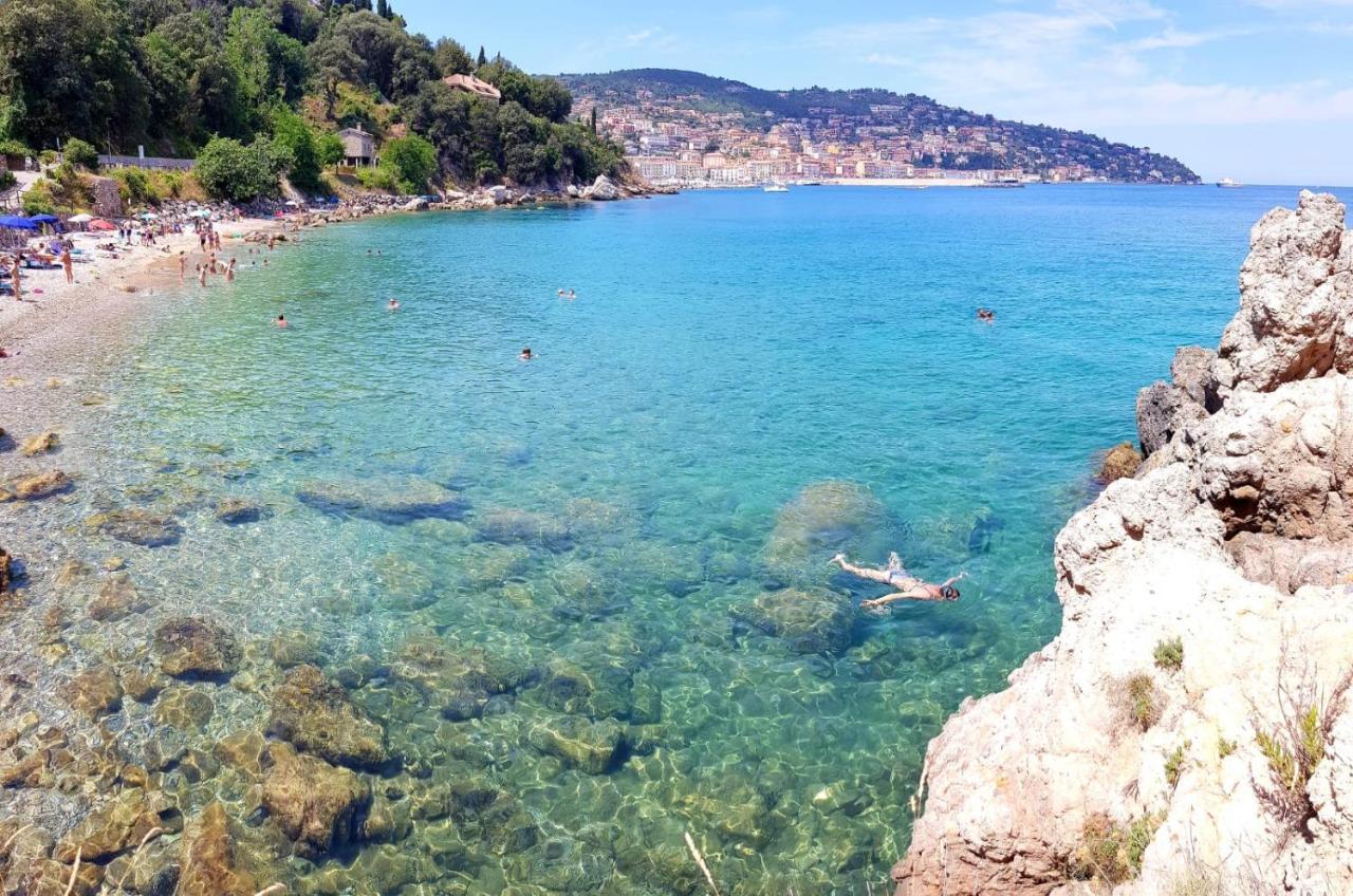 Casa Azzurra Lägenhet Porto Santo Stefano  Exteriör bild
